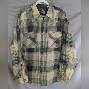 Berne Apparel size XL heavy duty button down shirt cotton